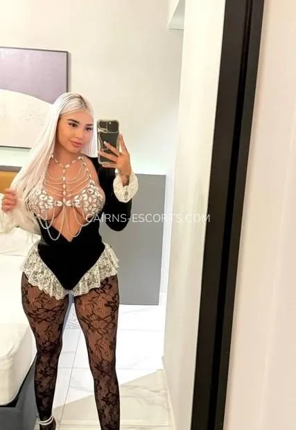 Cairns escorts Natacha — 2