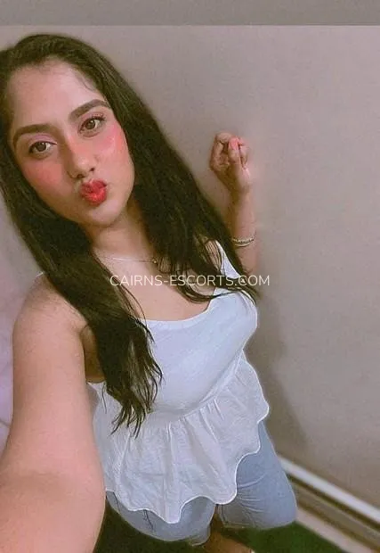 Cairns escorts Amalia