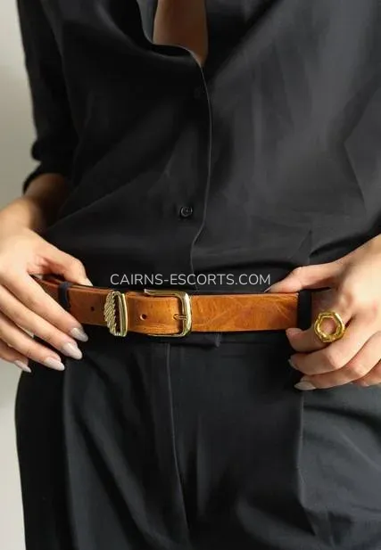 Cairns escorts Elsa — 6