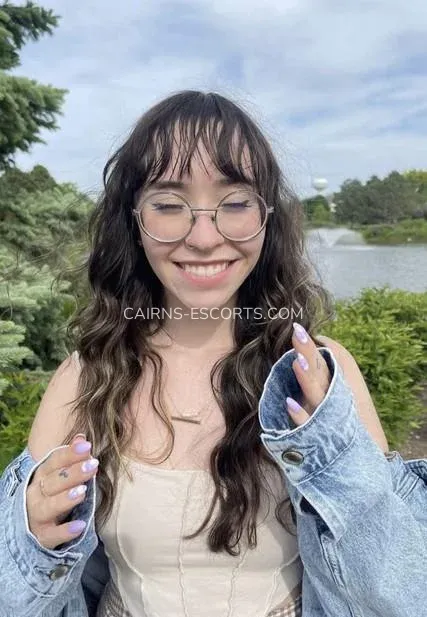 Cairns escorts Sarah — 6