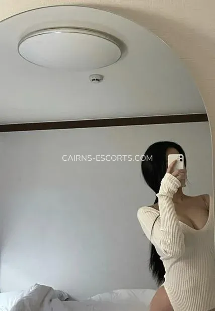 Cairns escorts Melanie — 1