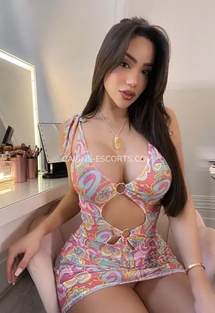 Cairns escorts Frida — 2