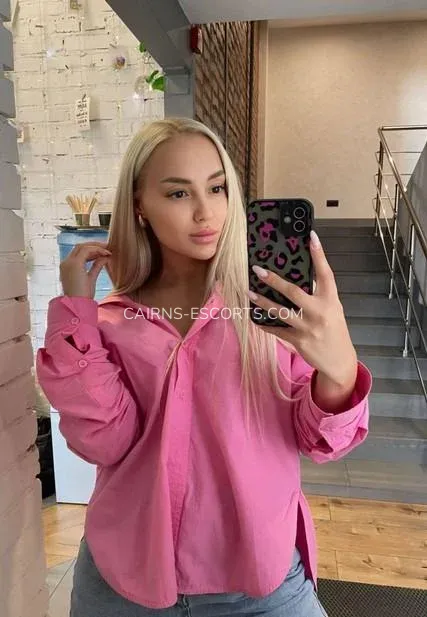Cairns escorts Flora — 3