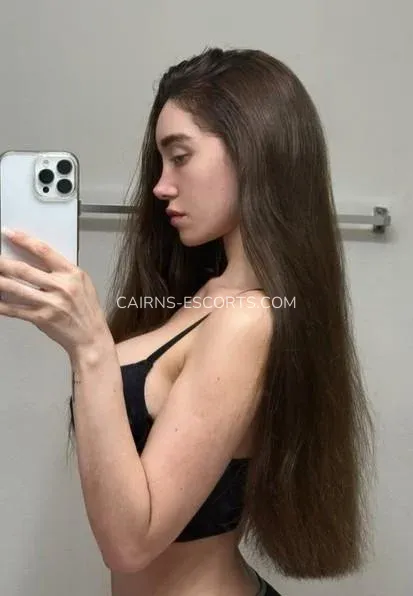 Cairns escorts Rut — 1