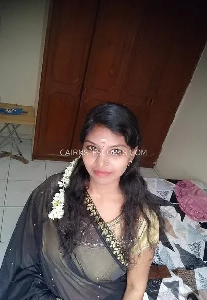 Cairns escorts Maria — 1