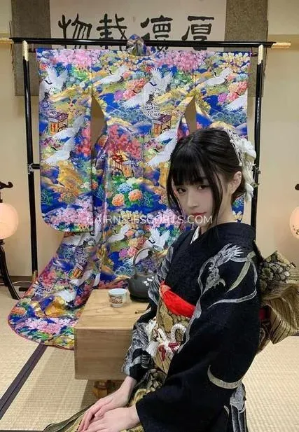 Cairns escorts Sol — 3