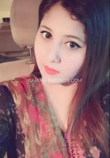 Cairns escorts Julia — 4