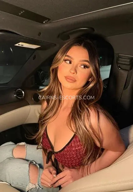 Cairns escorts Jennifer — 8