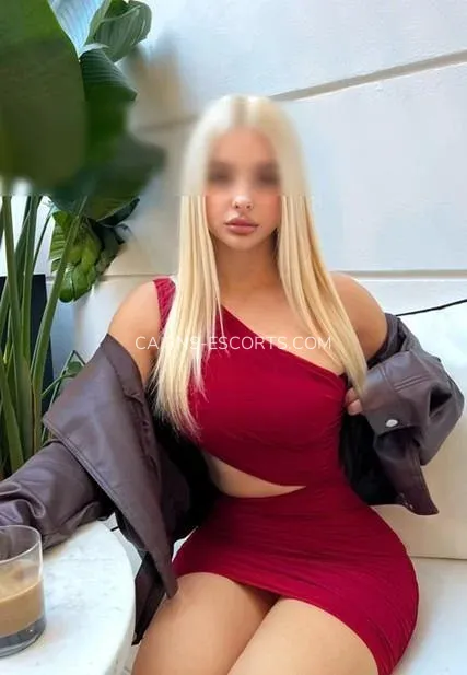 Cairns escorts Charlotta — 6