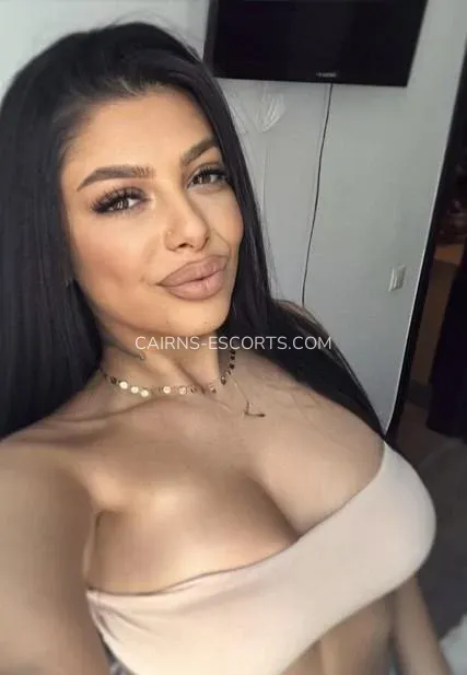 Cairns escorts Susana — 5