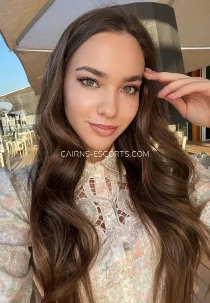 Cairns escorts Amarinda — 1