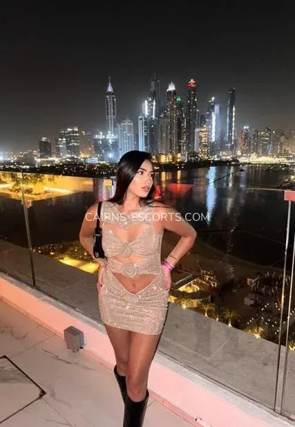 Cairns escorts Caliope — 5