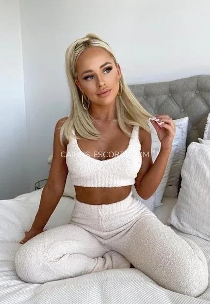 Cairns escorts Lovisa — 5
