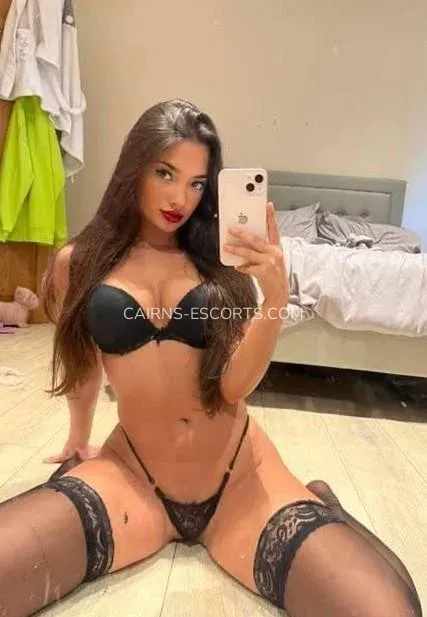 Cairns escorts Valentina — 3