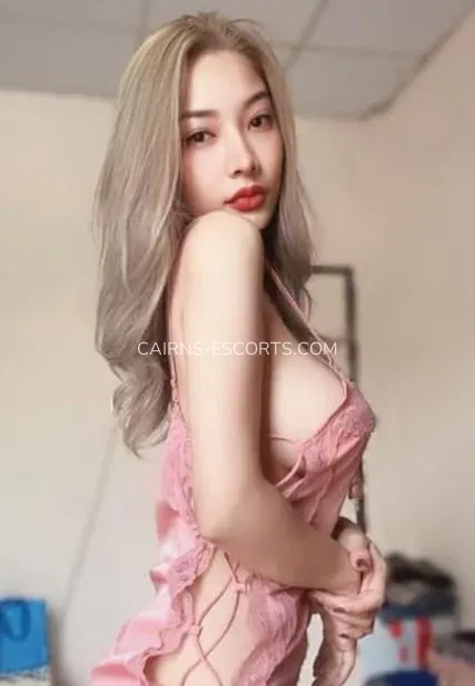 Cairns escorts Alice — 3