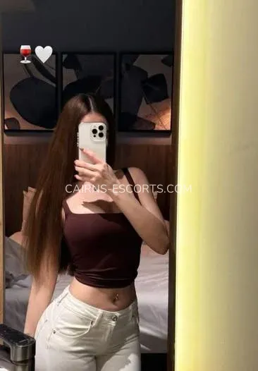Cairns escorts Susanne — 5