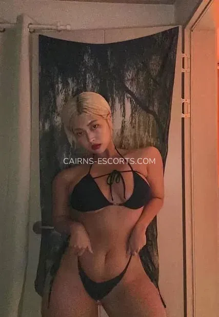 Cairns escorts Birgitta — 3