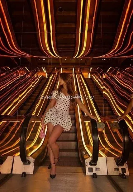 Cairns escorts Reese — 1