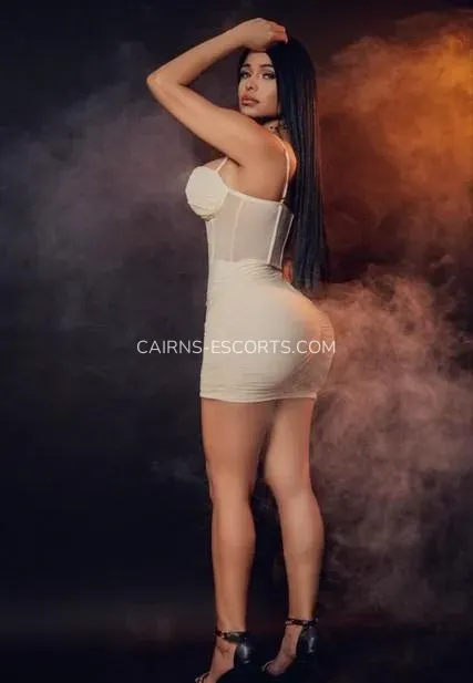 Cairns escorts Melanie — 5