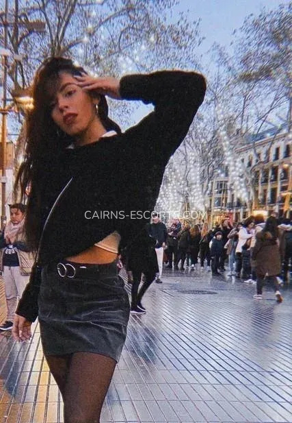 Cairns escorts Makenzie — 6