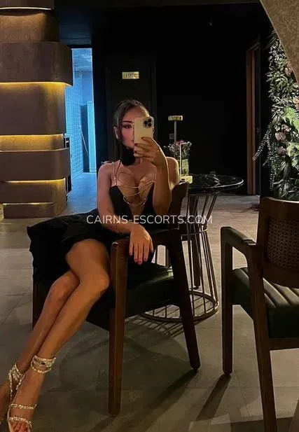 Cairns escorts Sofie — 8