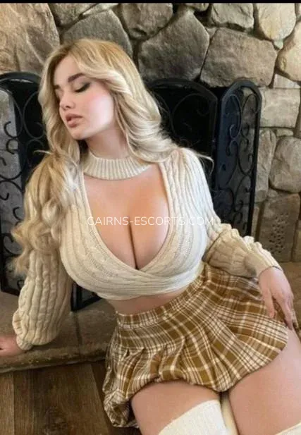 Cairns escorts Anette — 5
