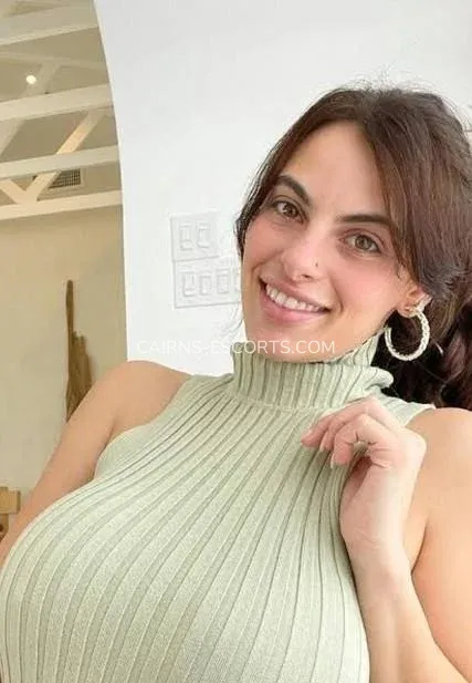 Cairns escorts Brianna — 8