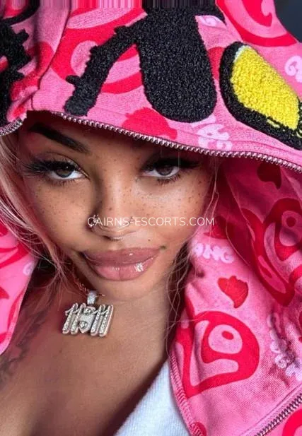 Cairns escorts Sarah — 7