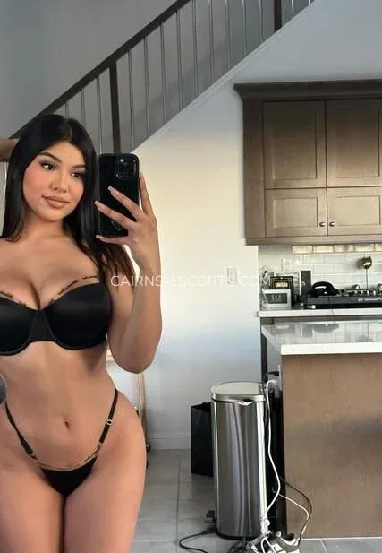 Cairns escorts Katarina — 1
