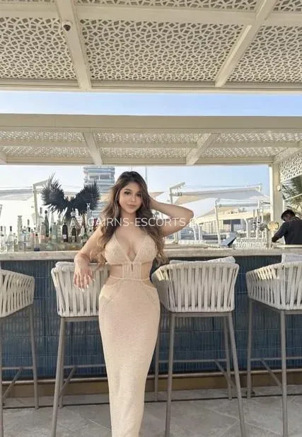 Cairns escorts Camilla — 3