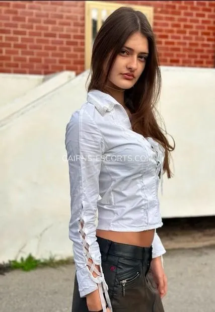 Cairns escorts Kerstin — 2