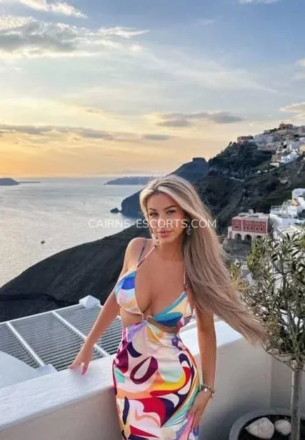 Cairns escorts Maggie — 3