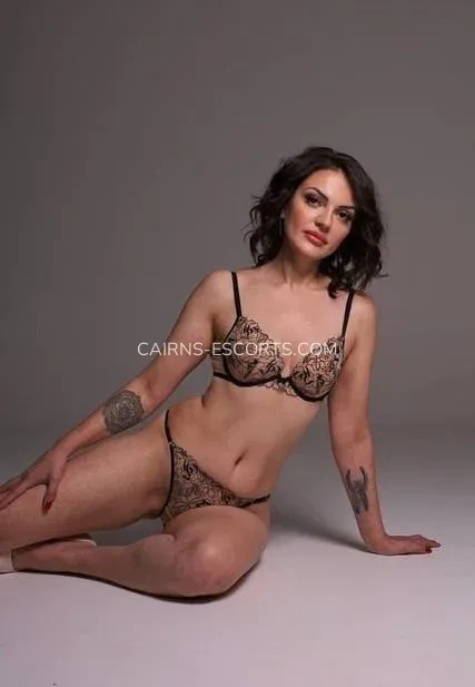 Cairns escorts Karla — 6