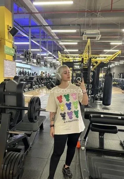 Cairns escorts Astrid — 4