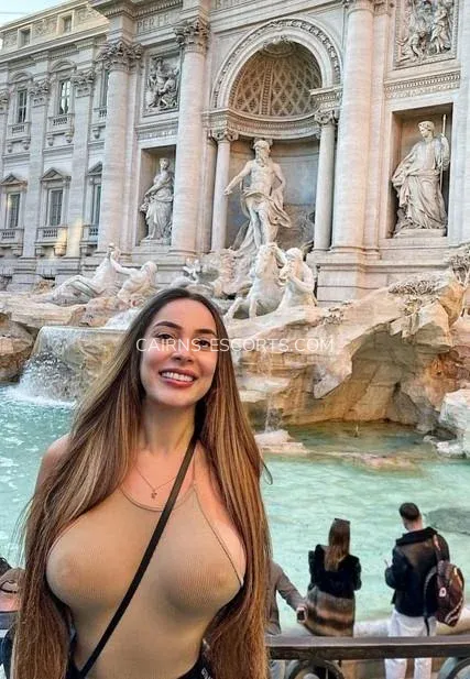 Cairns escorts Jocelyn — 10