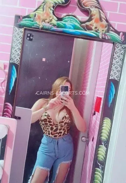 Cairns escorts Constanza — 3
