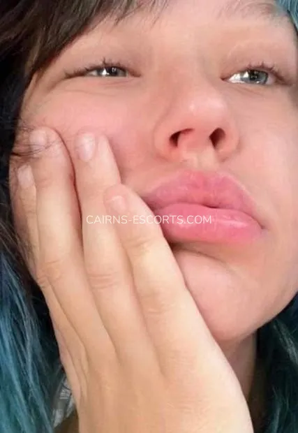 Cairns escorts Olivia