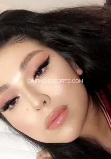 Cairns escorts Agnes — 1