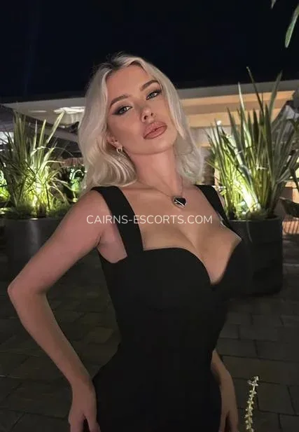 Cairns escorts Helen — 4