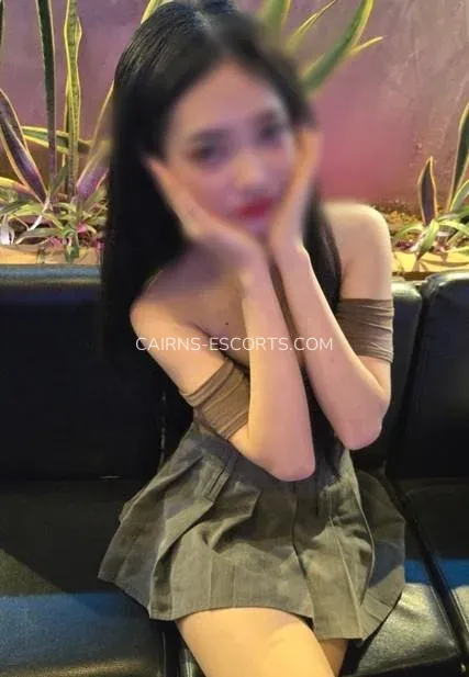 Cairns escorts Ingrid — 3