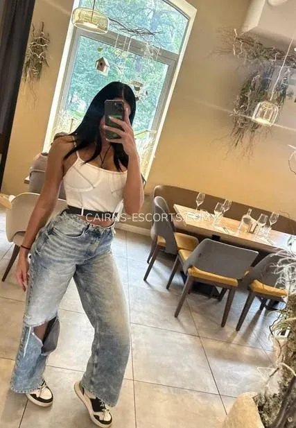 Cairns escorts Simona — 7