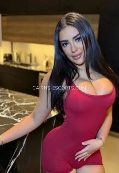 Cairns escorts Skylar — 2