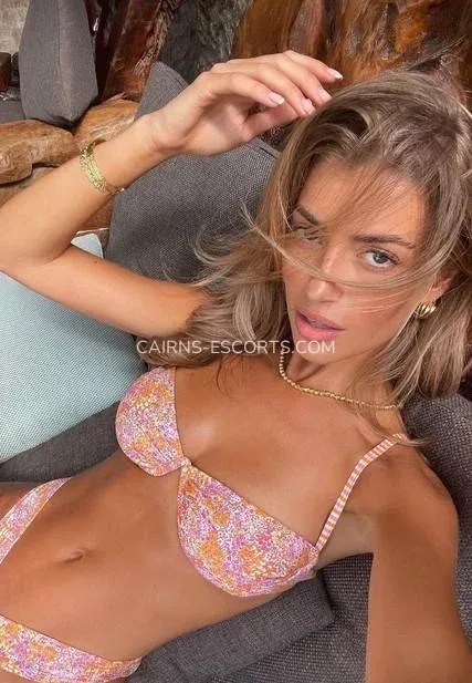 Cairns escorts Ella — 4