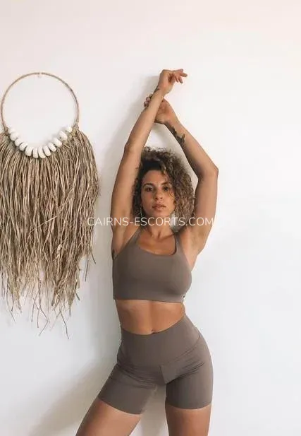 Cairns escorts Louise — 5