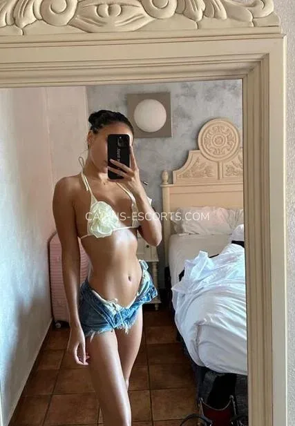 Cairns escorts Jenny — 10