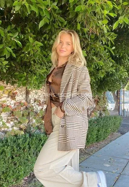 Cairns escorts Natalie — 5