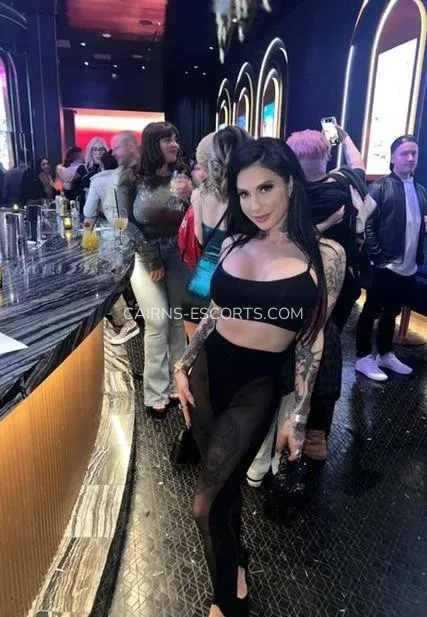 Cairns escorts Angelina — 5