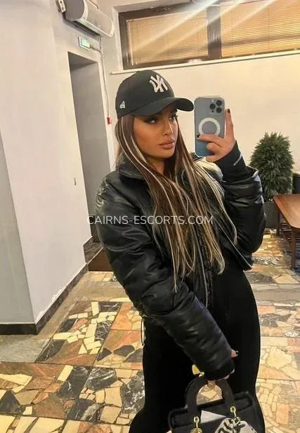 Cairns escorts Kylie — 1