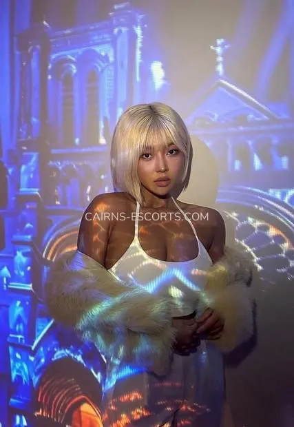 Cairns escorts Anna — 2
