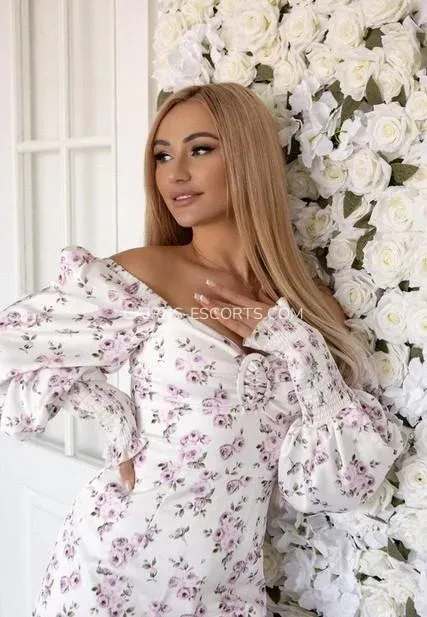 Cairns escorts Piedad — 1